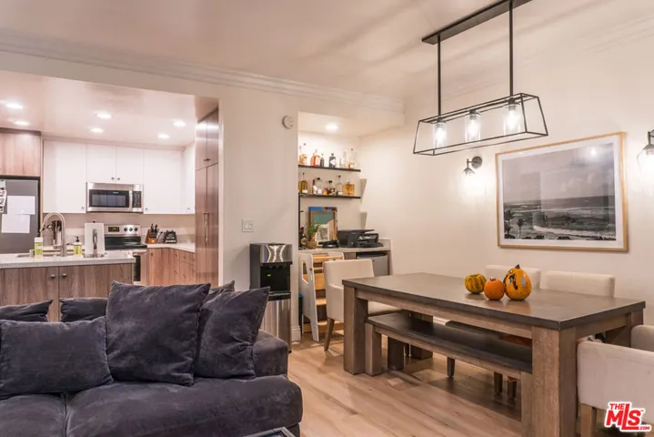 12115 San Vicente Boulevard Unit 110, Los Angeles, California 90049