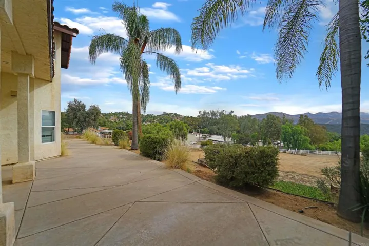 2560 Avenida Ocotillo, Alpine, California 91901