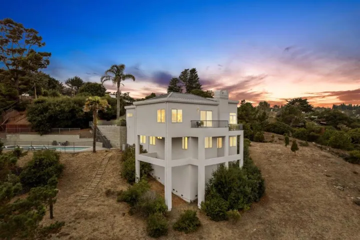 57 Roxbury Lane, San Mateo, California 94402