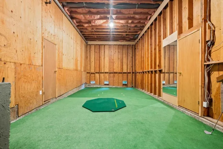 57 Roxbury Lane, San Mateo, California 94402