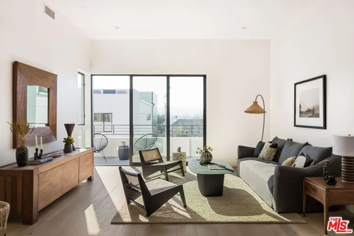 766 N Arthur Road, Los Angeles, California 90029