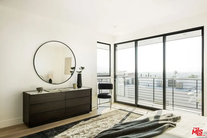 766 N Arthur Road, Los Angeles, California 90029