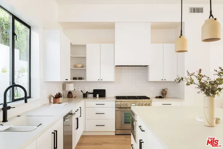 766 N Arthur Road, Los Angeles, California 90029