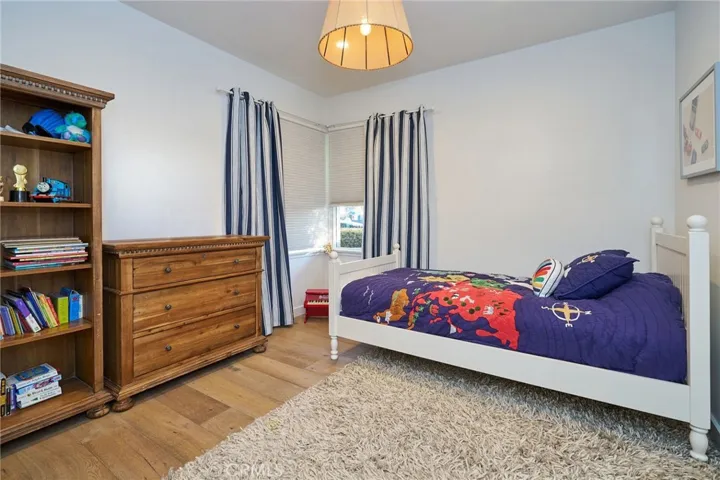 503 Avenue D, Redondo Beach, California 90277