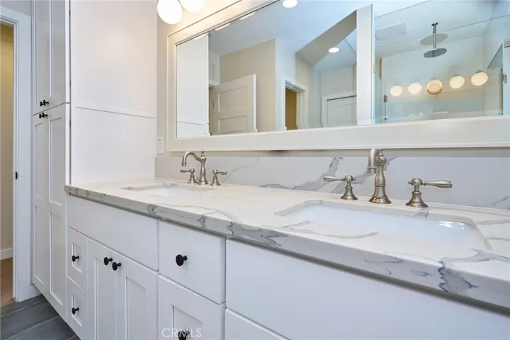503 Avenue D, Redondo Beach, California 90277