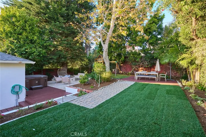 503 Avenue D, Redondo Beach, California 90277