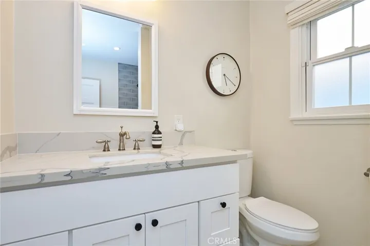 503 Avenue D, Redondo Beach, California 90277