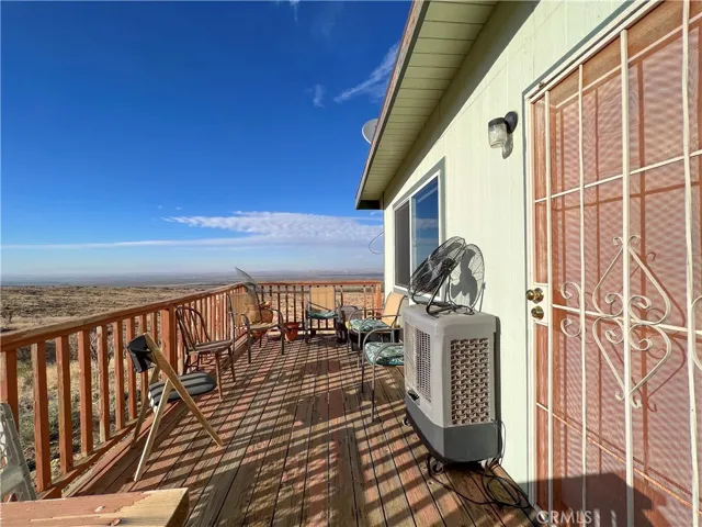 0 Holcomb Ridge Road E, Llano, California 93544