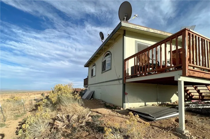 0 Holcomb Ridge Road E, Llano, California 93544
