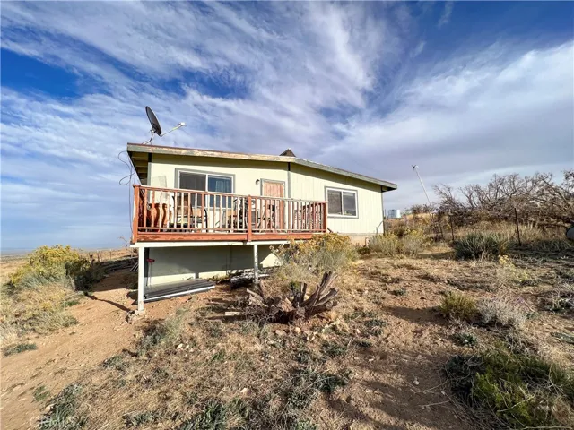 0 Holcomb Ridge Road E, Llano, California 93544