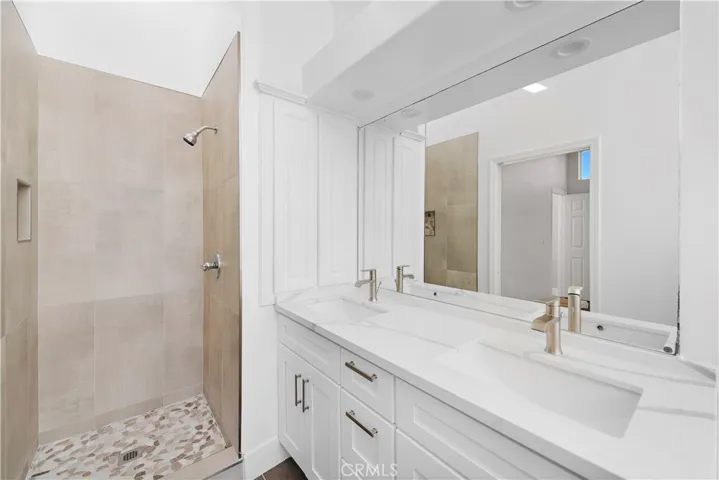 1630 Del Mar Avenue, Laguna Beach, California 92651