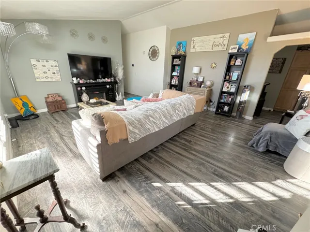 4901 Green River Road 230, Corona, California 92878