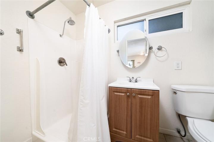 Downstairs Studio Bathroom