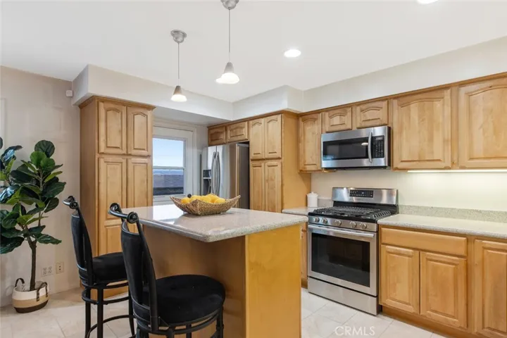 19539 Aldbury Street, Canyon Country, California 91351