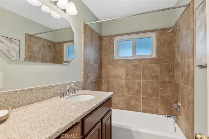19539 Aldbury Street, Canyon Country, California 91351