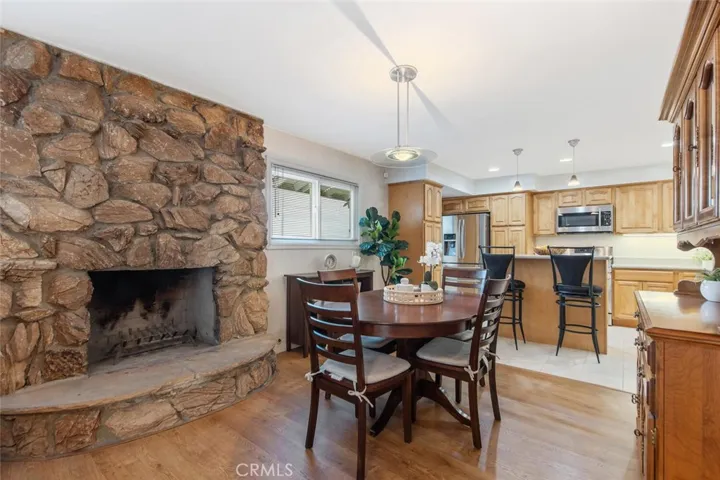 19539 Aldbury Street, Canyon Country, California 91351