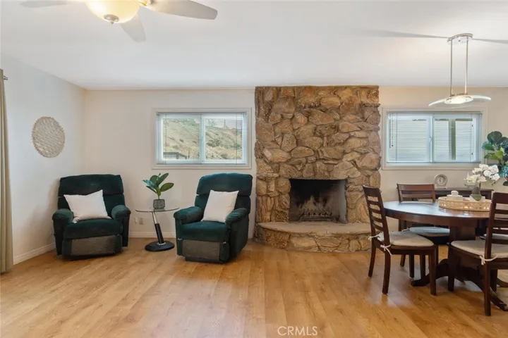 19539 Aldbury Street, Canyon Country, California 91351