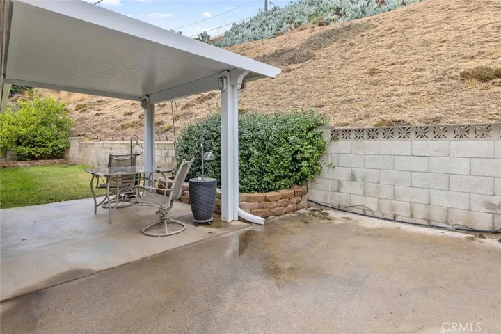 19539 Aldbury Street, Canyon Country, California 91351