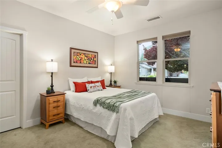 26 River Wood, Chico, California 95926