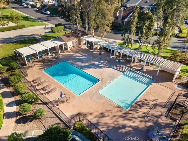 Community Pool and Park right down the road