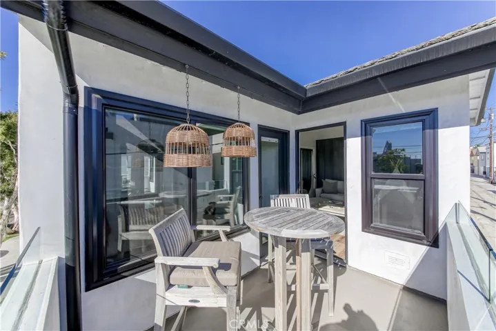 2910 3rd Avenue, Corona del Mar, California 92625