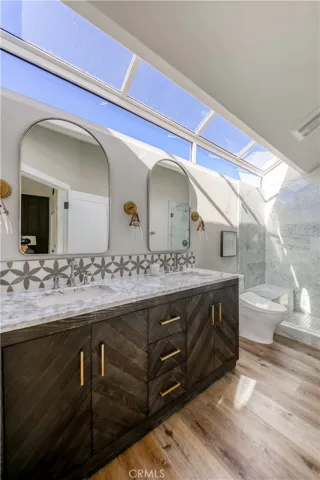 2910 3rd Avenue, Corona del Mar, California 92625