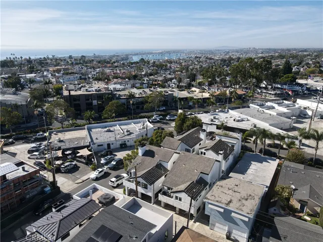 2910 3rd Avenue, Corona del Mar, California 92625