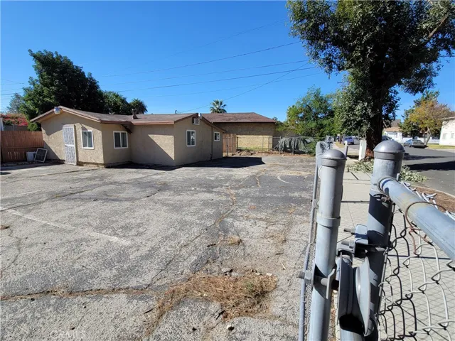 144 N Riverside Avenue, Rialto, California 92376