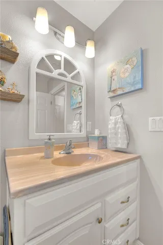 10245 Columbine Avenue, Montclair, California 91763