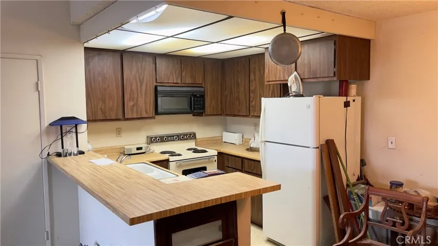 25015 Peachland Avenue 243, Newhall, California 91321