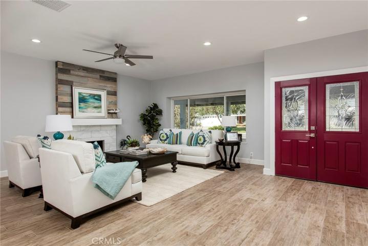 21722 Seaside Lane, Huntington Beach, California 92646