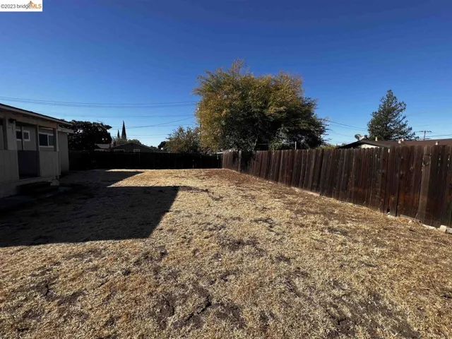 192 W Leland Rd, Pittsburg, California 94565