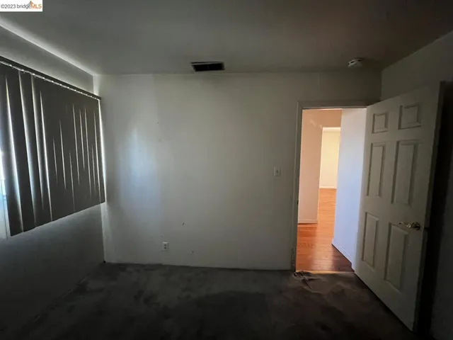 192 W Leland Rd, Pittsburg, California 94565