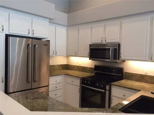 404 Tropea Aisle, Irvine, California 92606