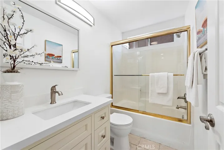 12 Calle Liberacion, Rancho Santa Margarita, California 92688