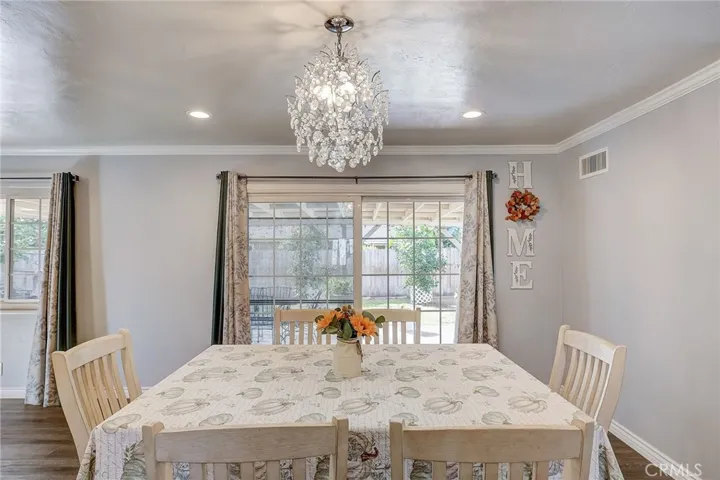 1522 E 20th Street, Santa Ana, California 92705