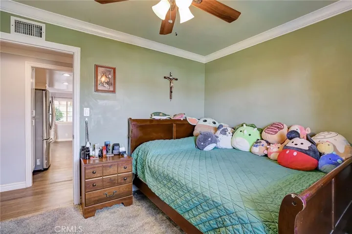 1522 E 20th Street, Santa Ana, California 92705
