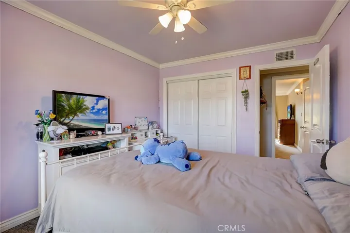 1522 E 20th Street, Santa Ana, California 92705