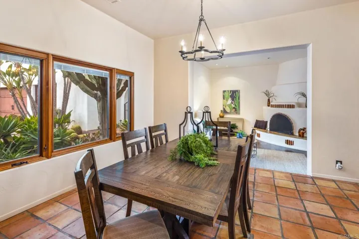 2202 Mountain Vista Dr, Encinitas, California 92024