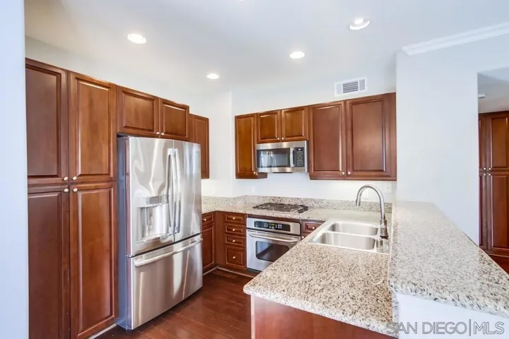 12655 Savannah Creek Drive Unit 245, San Diego, California 92128