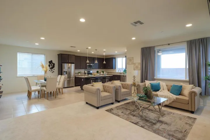 590 Tanoak Street, Hollister, California 95023