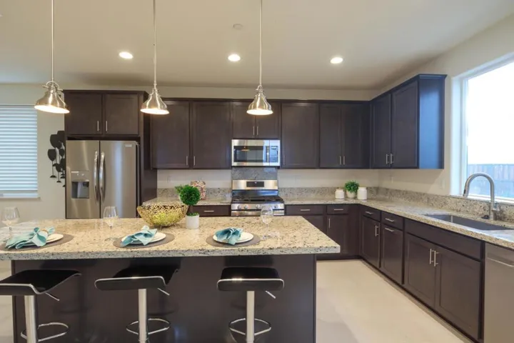 590 Tanoak Street, Hollister, California 95023