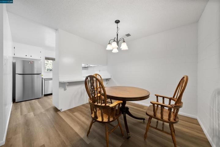 450 Las Casitas Unit C, Santa Rosa, California 95403