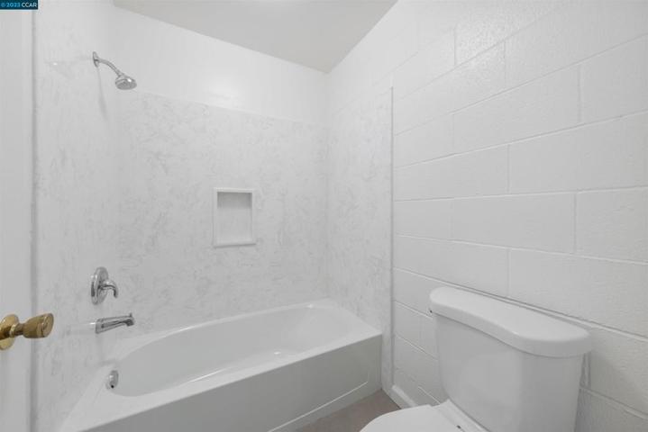 450 Las Casitas Unit C, Santa Rosa, California 95403