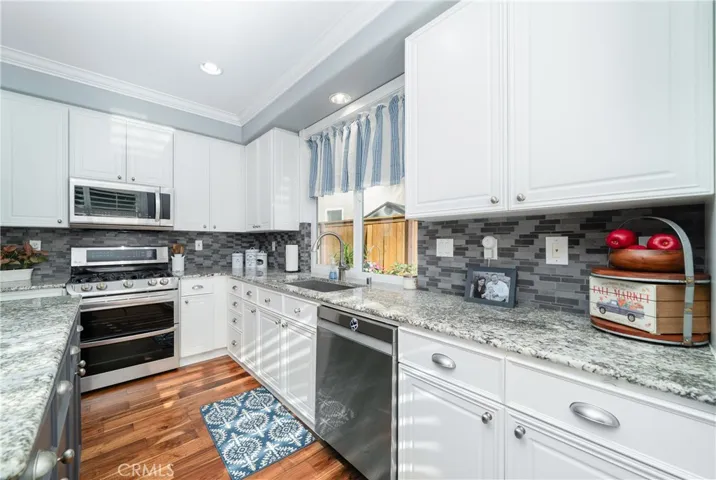 7756 Calle Mejor, Carlsbad, California 92009