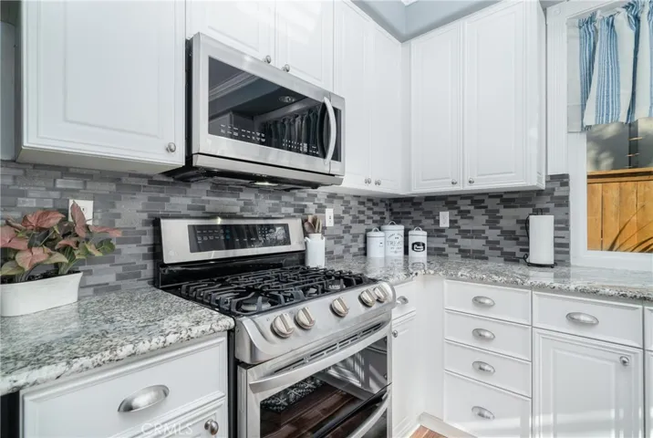 7756 Calle Mejor, Carlsbad, California 92009