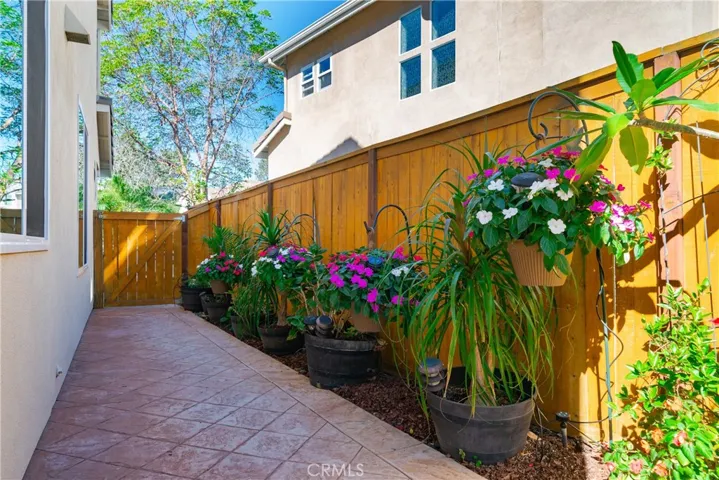 7756 Calle Mejor, Carlsbad, California 92009