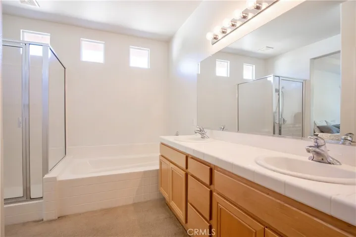 Master Bathroom - Dual Sinks