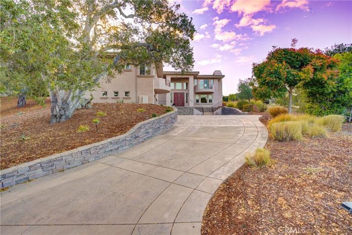 425 Via Las Aguilas, Arroyo Grande, California 93420