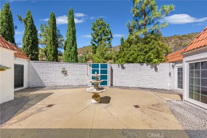 3110 Peters Circle, Glendale, California 91208